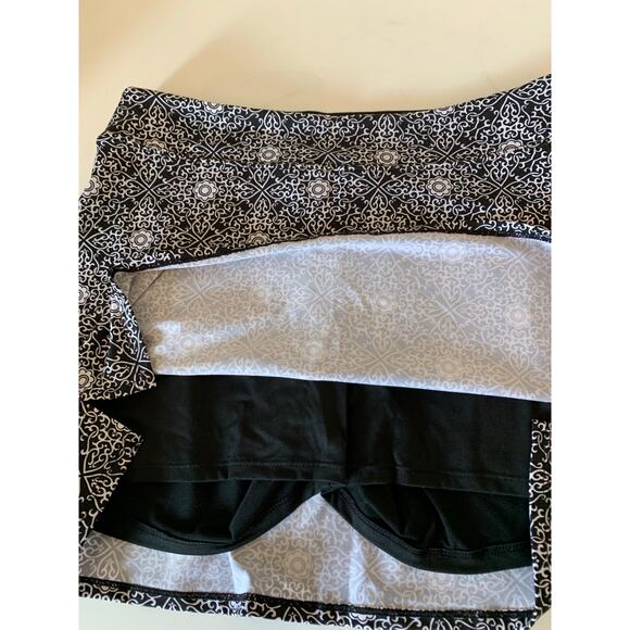 Tranquility by Co. clothing skort  size small b & w print - Picture 4 of 7